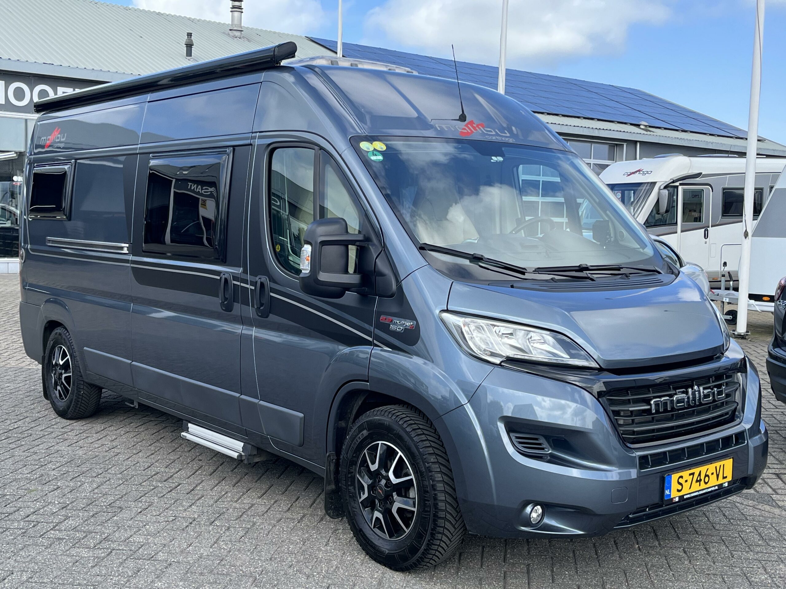 Carthago Malibu 600 LE  ENKELE BEDDEN – AUTOMAAT