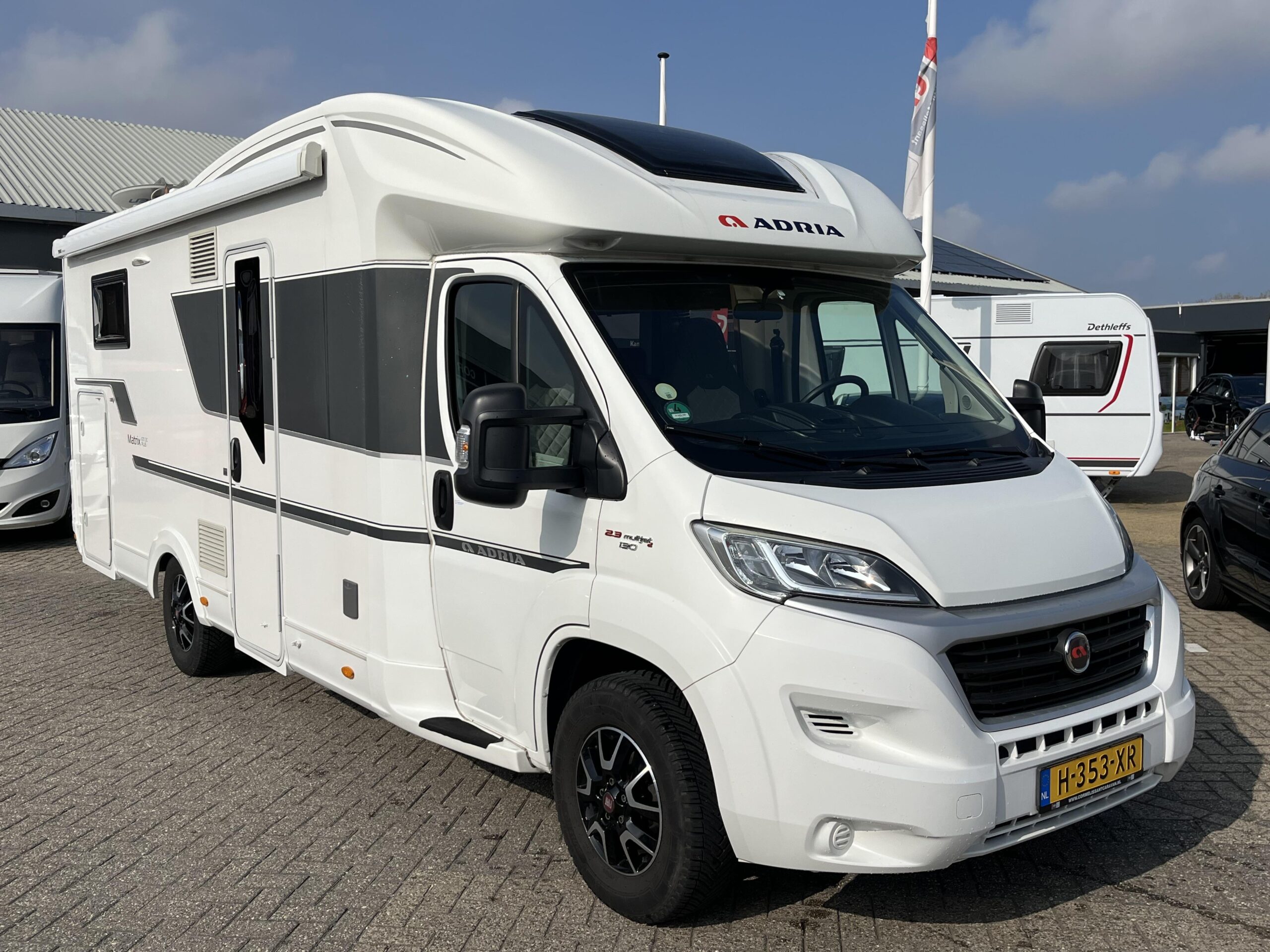 Adria Matrix 670 DC PLUS