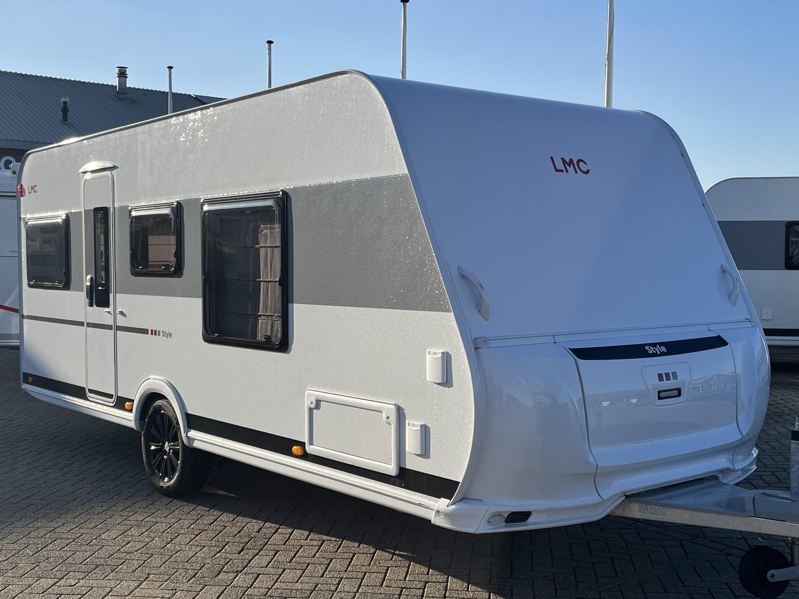 LMC Style 450 D TERREIN OUTLET!!