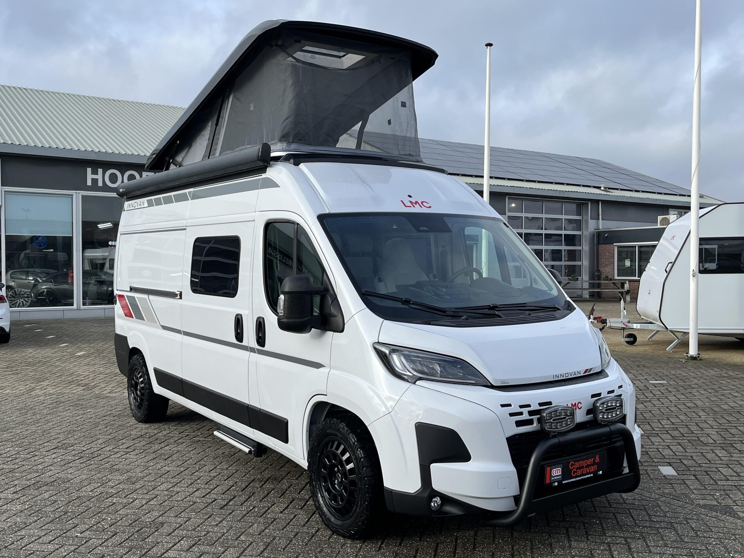 LMC Innovan 600 Zeer compleet + Stalling
