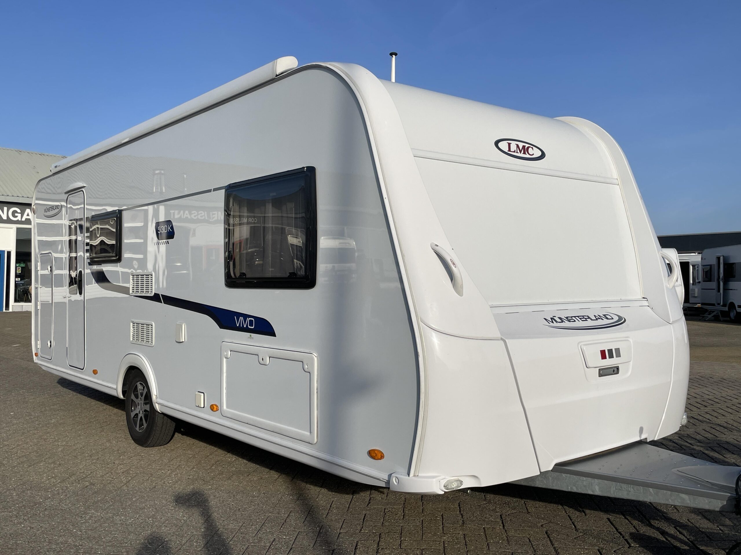 LMC Vivo 530 K VOORTENT/MOVER/LUIFEL