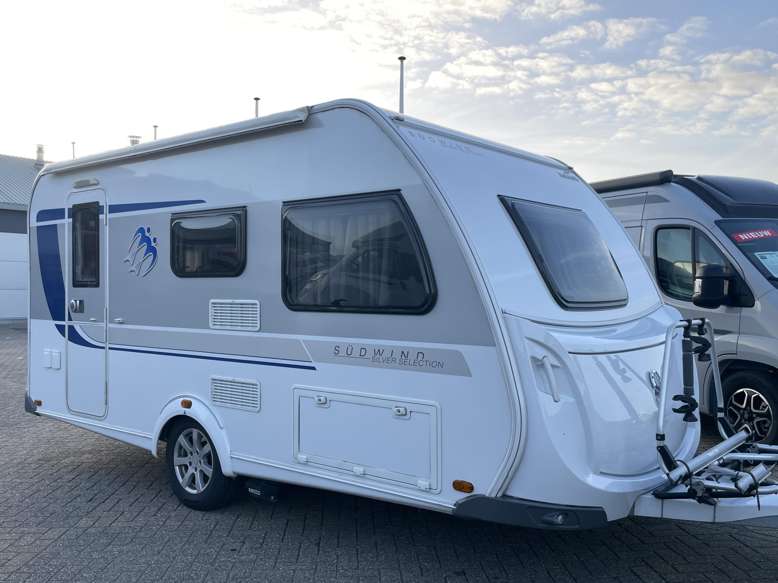 Knaus Sudwind 420 QD AIRCO/LUIFEL/MOVER/TENT