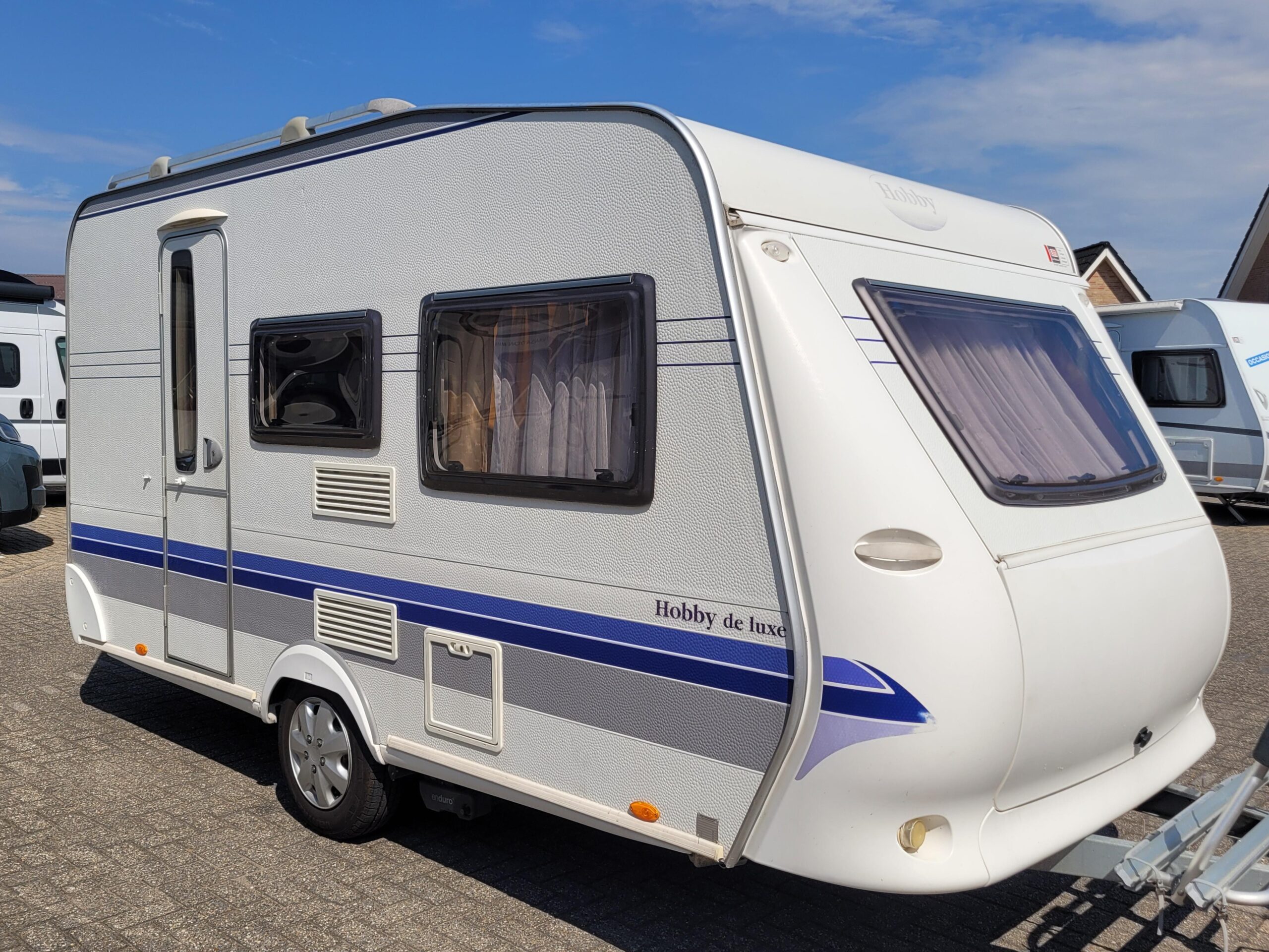 Hobby De luxe Easy 400 KB VERKOCHT