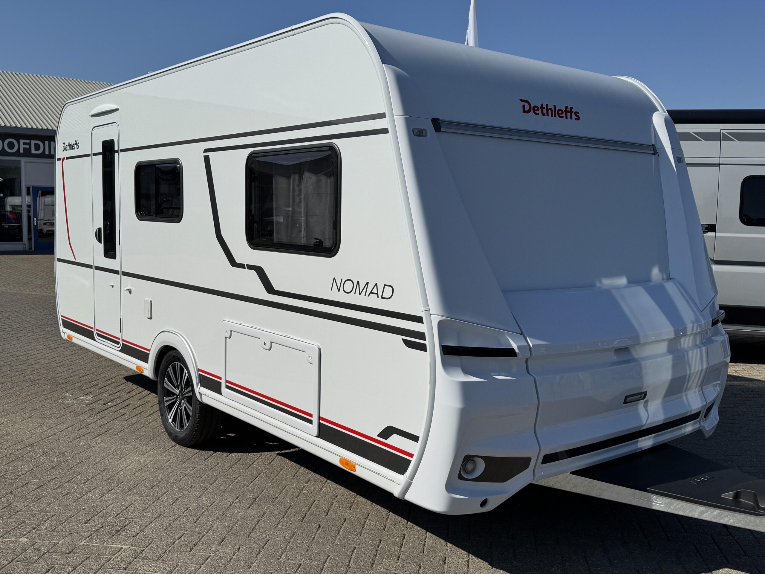 Dethleffs Nomad 460 EL 2026 &euro;32.999,- Rijklaar