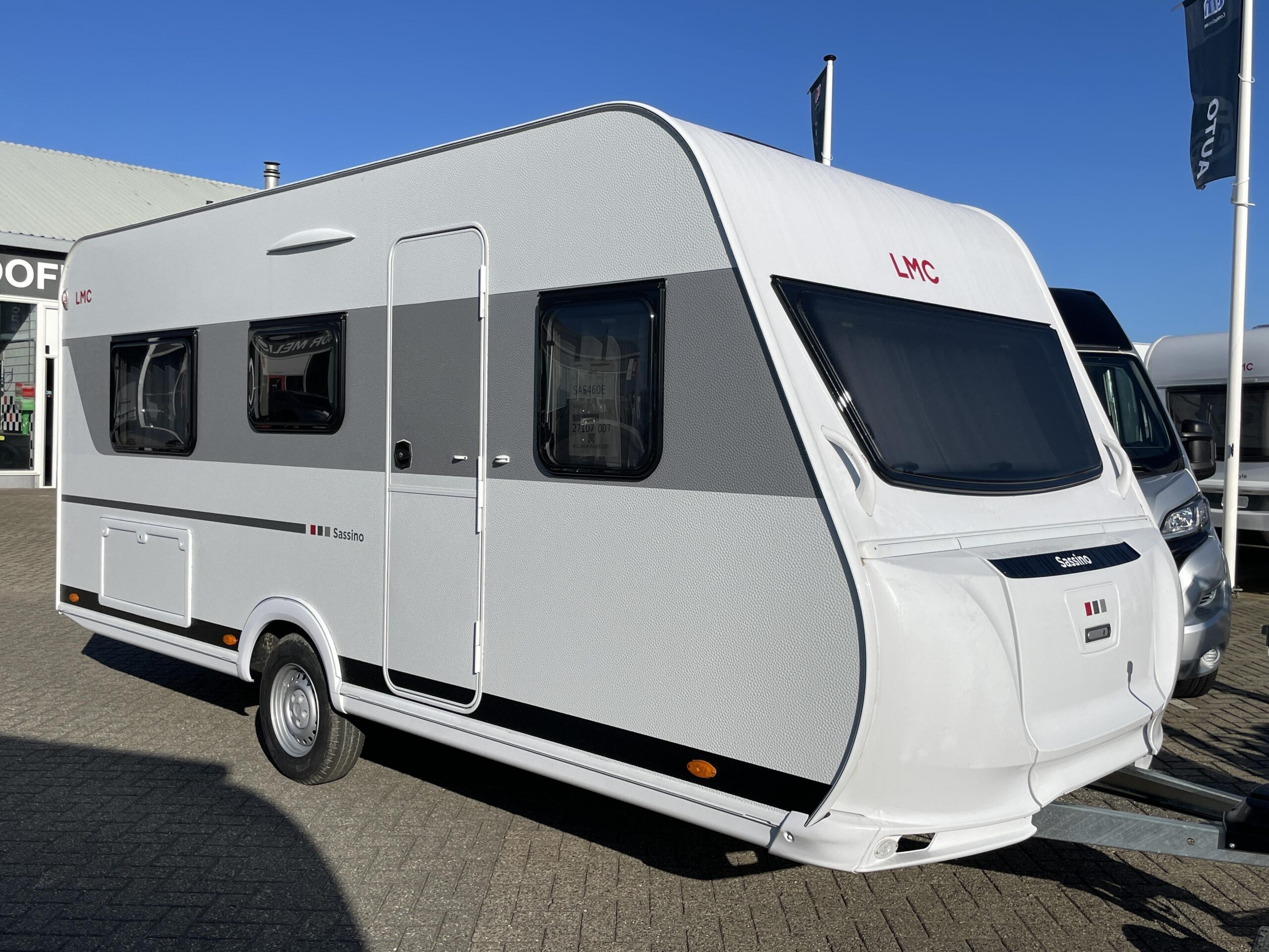 LMC Sassino 460 E Model 2027