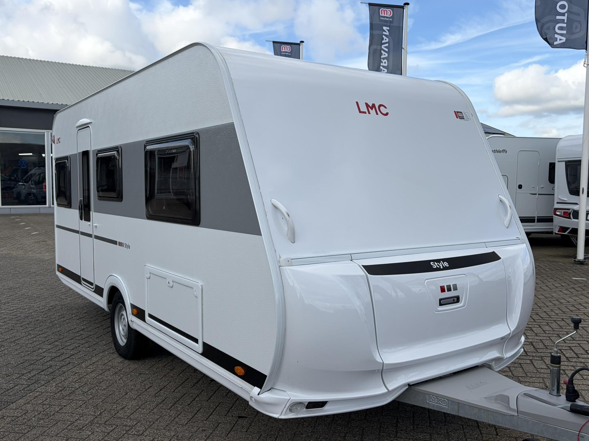 LMC Style 460 E VERKOCHT